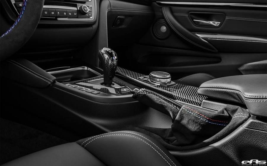  BMW M4 Coupe Frozen Silver M Performance 2016 года  (фото 10 из 10)